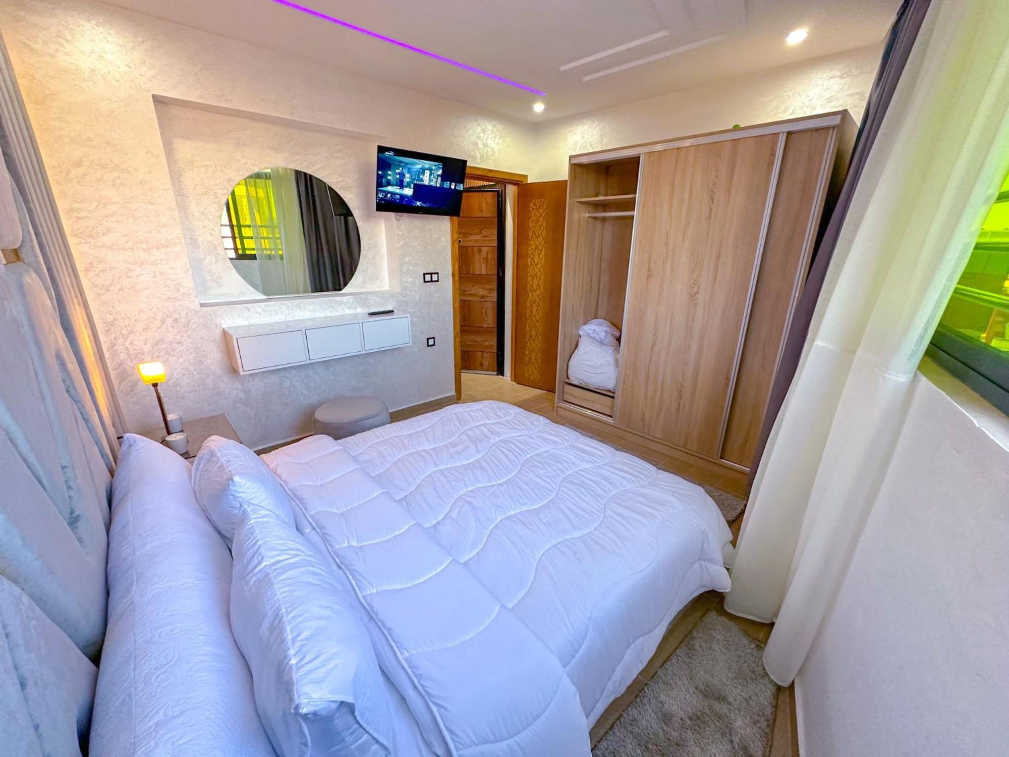 Veluxa - Luxury Homes - Centric Flat Appartement Tanger